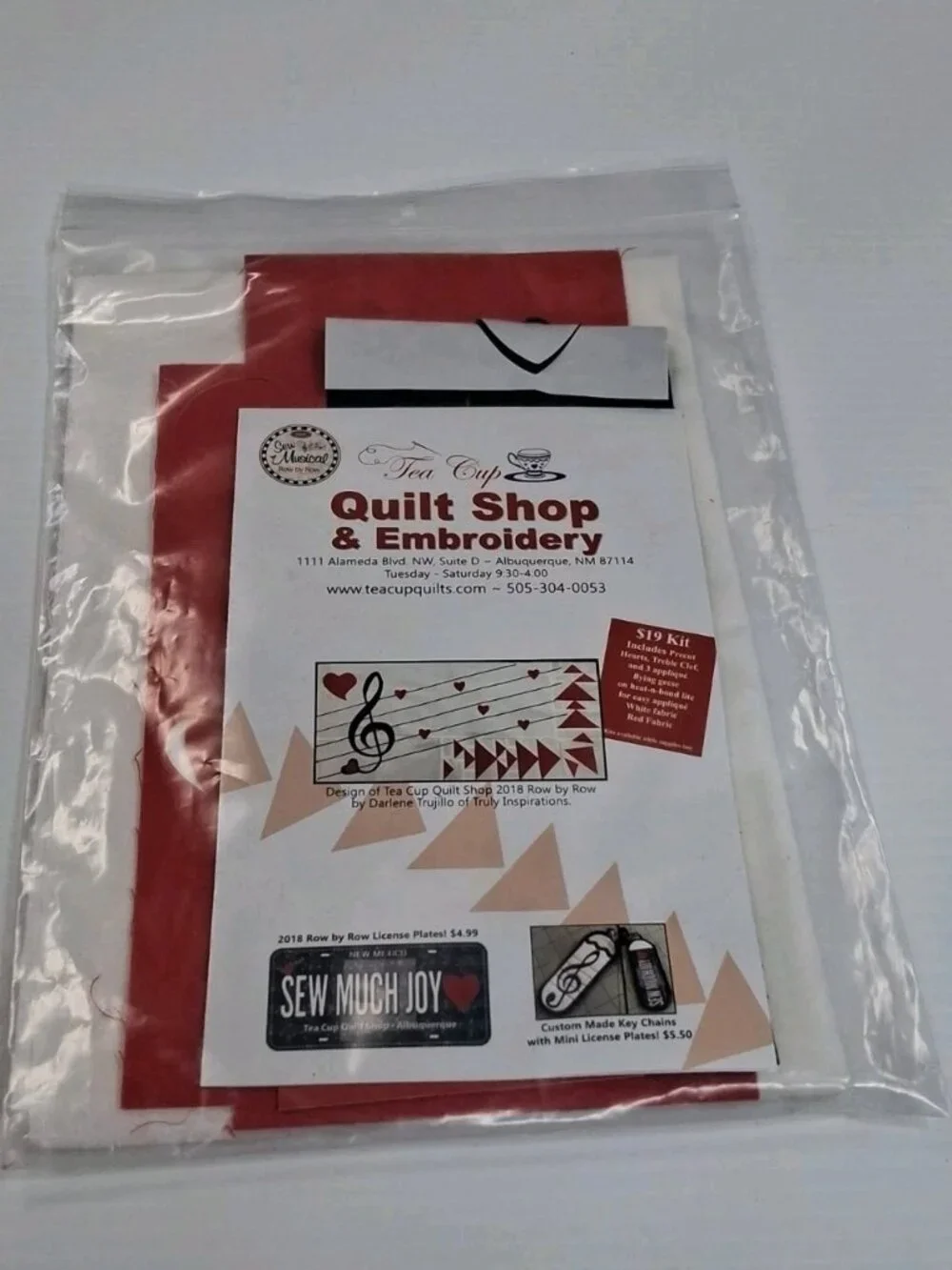 Sew Musical Row by Row Kit - Table Runner Treble Clef Hearts Appliques, Precut